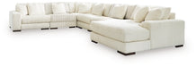 Lindyn Sectional with Chaise - Yankee Furniture Barn (Ossipee,NH)