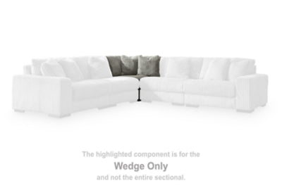 Lindyn Sectional with Chaise - Yankee Furniture Barn (Ossipee,NH)