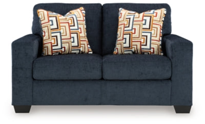 Aviemore Loveseat - Yankee Furniture Barn (Ossipee,NH)