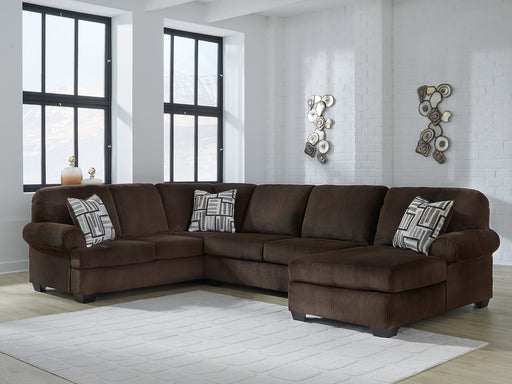 Kimlee Sectional with Chaise - Yankee Furniture Barn (Ossipee,NH)