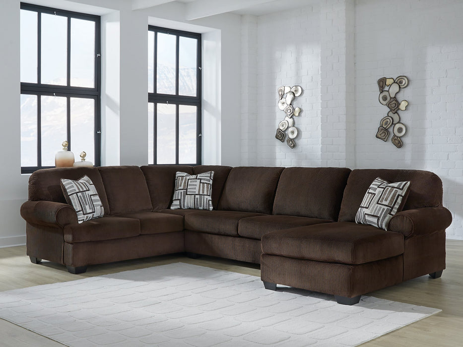 Kimlee Sectional with Chaise - Yankee Furniture Barn (Ossipee,NH)