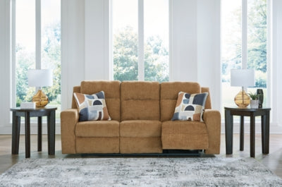 Kanlow Reclining Sofa - Yankee Furniture Barn (Ossipee,NH)