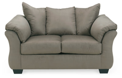 Darcy Loveseat - Yankee Furniture Barn (Ossipee,NH)