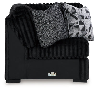 Midnight-Madness Sectional with Chaise - Yankee Furniture Barn (Ossipee,NH)