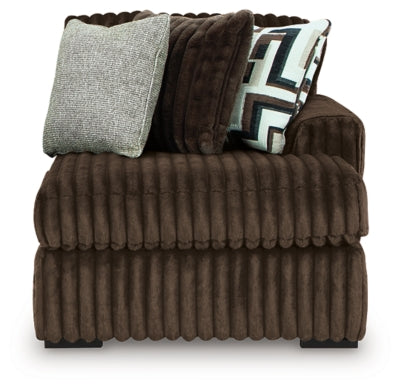 Midnight-Madness Sectional with Chaise - Yankee Furniture Barn (Ossipee,NH)