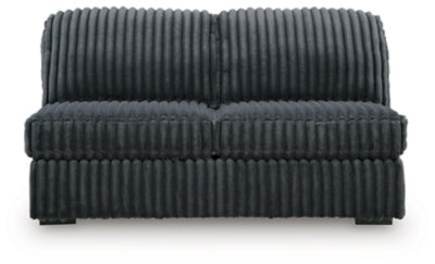 Midnight-Madness Sectional with Chaise - Yankee Furniture Barn (Ossipee,NH)