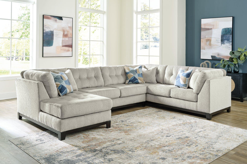 Maxon Place Sectional with Chaise - Yankee Furniture Barn (Ossipee,NH)