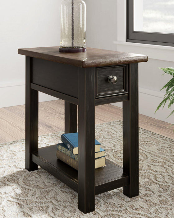 Tyler Creek End Table Set - Yankee Furniture Barn (Ossipee,NH)