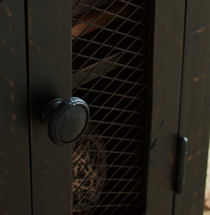 Valebeck Occasional Table Set - Yankee Furniture Barn (Ossipee,NH)