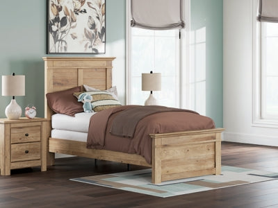 Makidern Bed - Yankee Furniture Barn (Ossipee,NH)