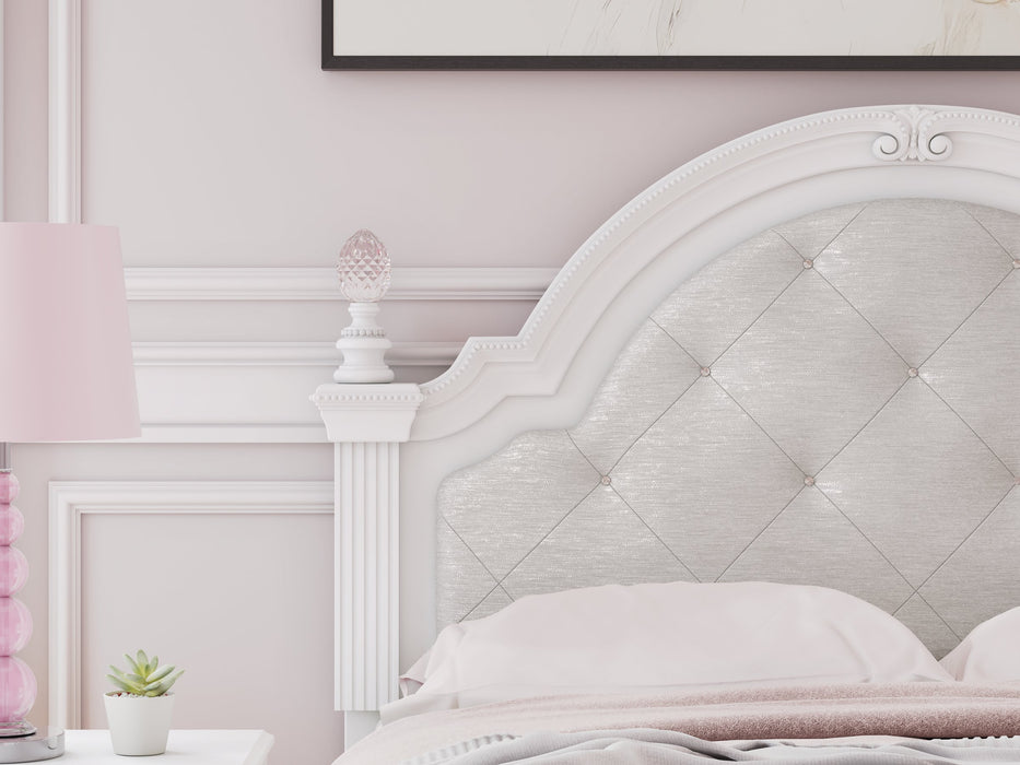Kozlani Upholstered Bed