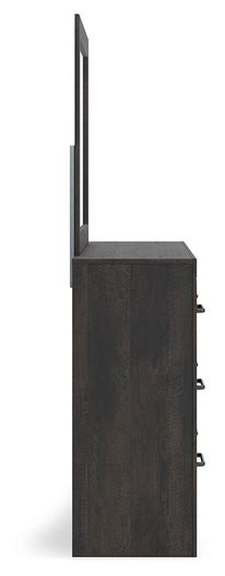 Hollivern Dresser and Mirror - Yankee Furniture Barn (Ossipee,NH)