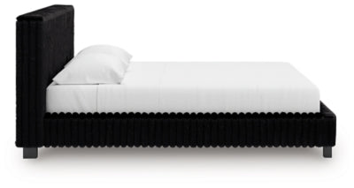 Zuraleus Bed - Yankee Furniture Barn (Ossipee,NH)