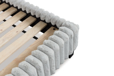 Zuraleus Bed - Yankee Furniture Barn (Ossipee,NH)