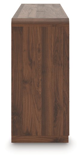 Fortlorn Dresser and Mirror - Yankee Furniture Barn (Ossipee,NH)