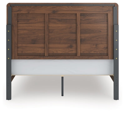 Fortlorn Bed - Yankee Furniture Barn (Ossipee,NH)