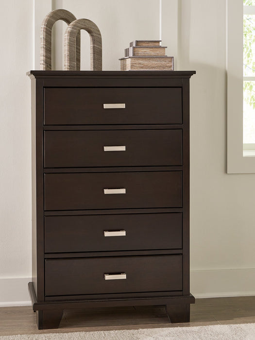 Covetown Chest of Drawers - Yankee Furniture Barn (Ossipee,NH)