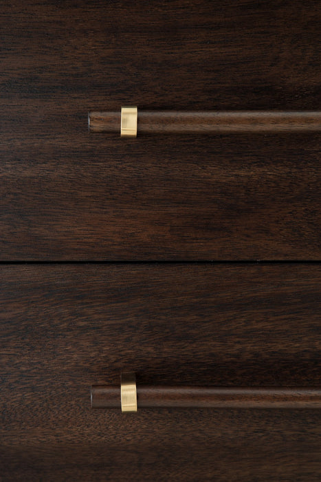 Dantenton Dresser and Mirror - Yankee Furniture Barn (Ossipee,NH)