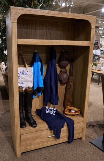 Dovander Hall Tree with Storage Bench - Yankee Furniture Barn (Ossipee,NH)