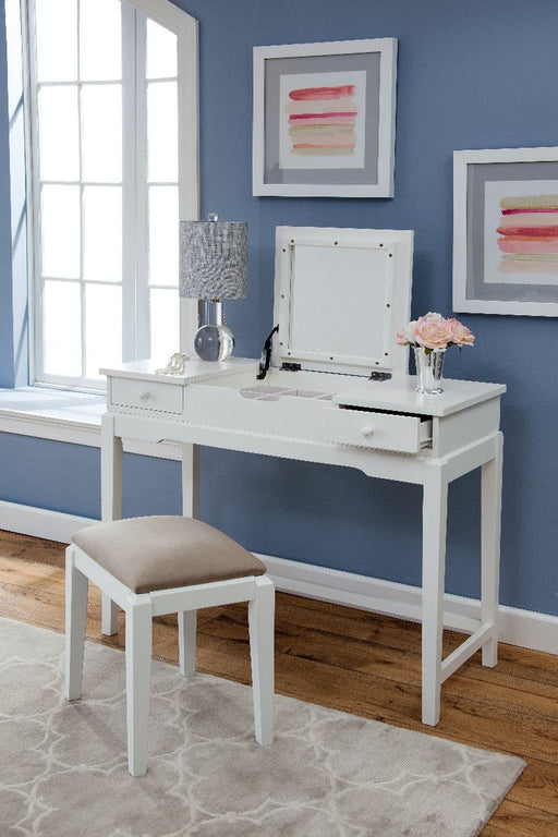 John Thomas Home Accents Vanity in White image